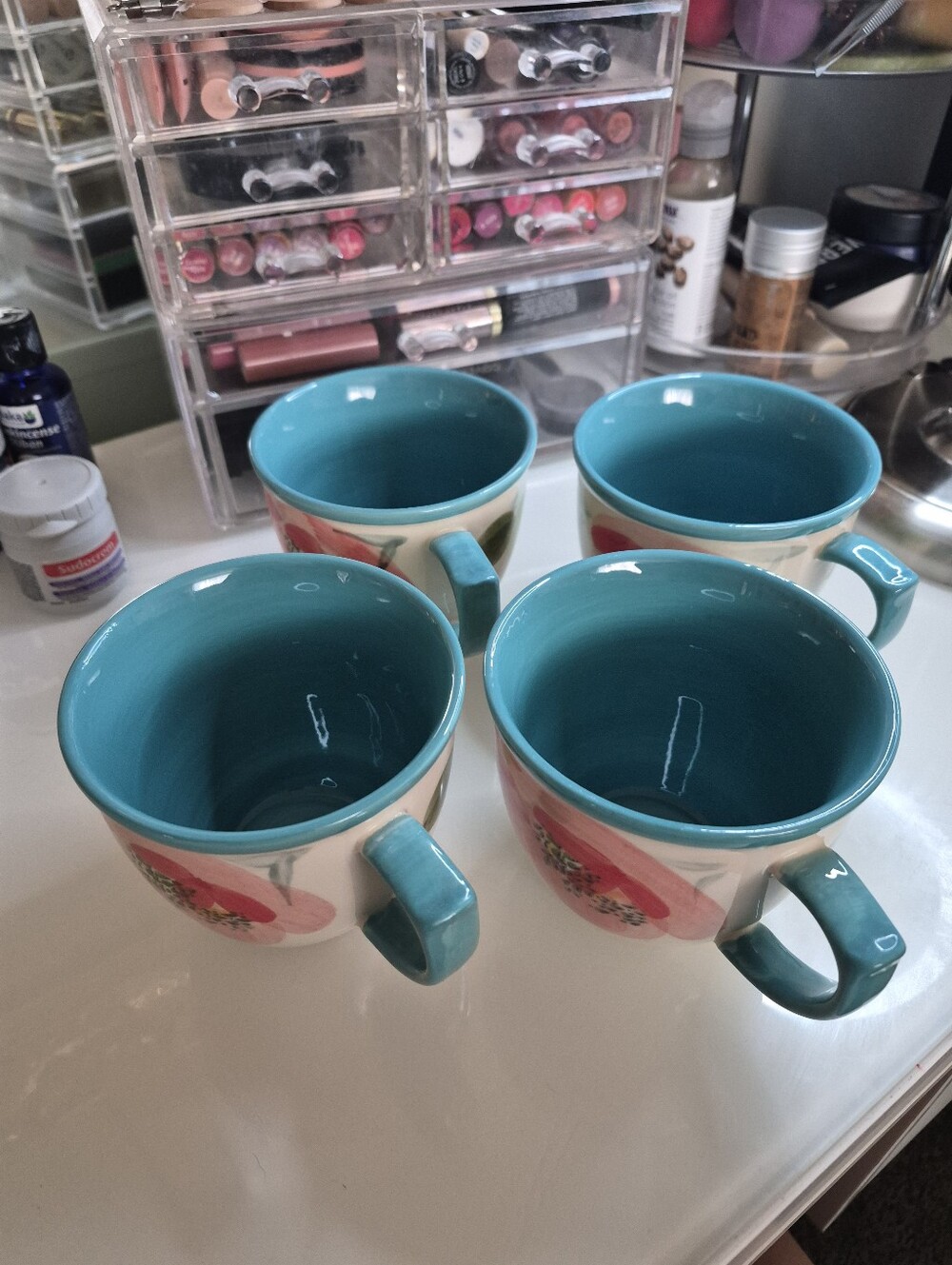 Set of 4 Pioneer Woman Mugs